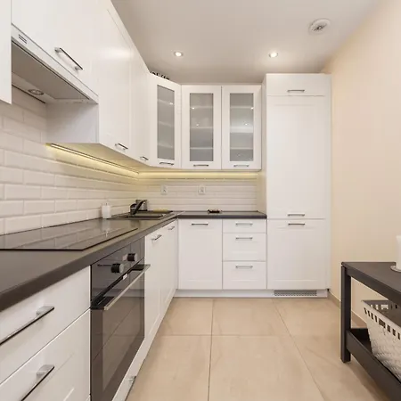 Comfortable Krakowska With Free Parking By Renters * Wroclaw