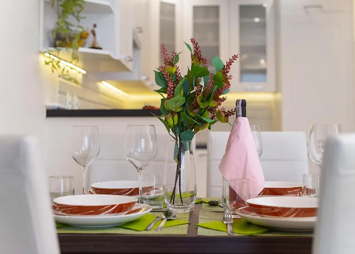 Comfortable Krakowska With Free Parking By Renters Apartment