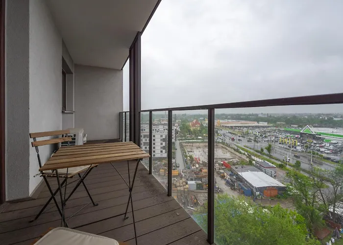 Comfortable Krakowska With Free Parking By Renters Apartment Wroclaw