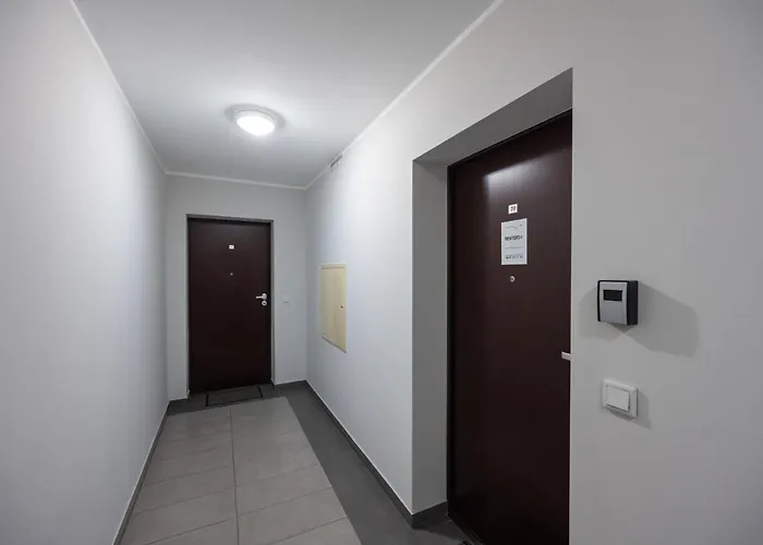 Apartment Comfortable Krakowska With Free Parking By Renters *