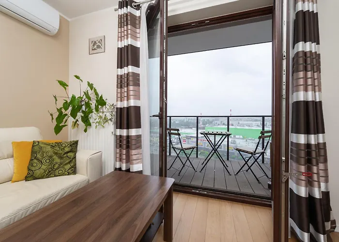 Comfortable Krakowska With Free Parking By Renters *